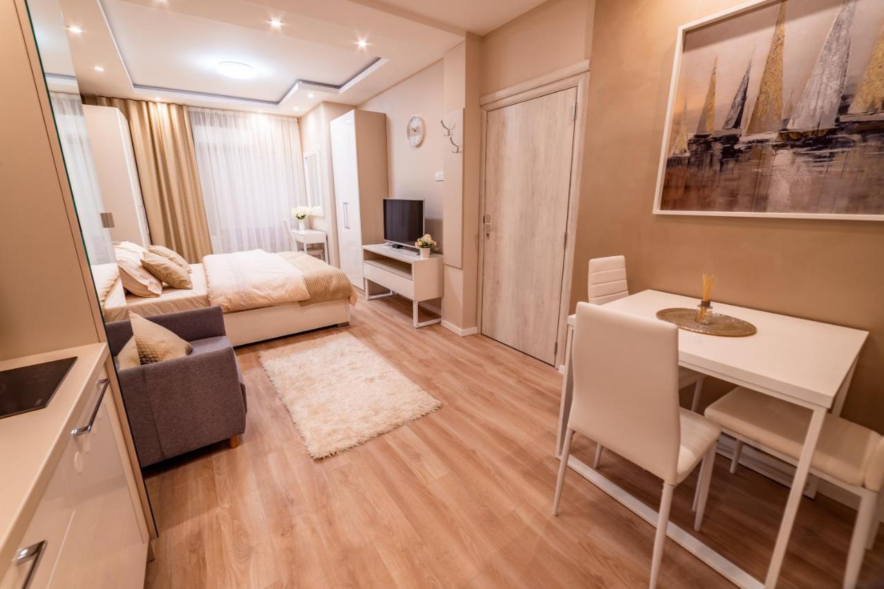 Ivi Place Apartments Novi Sad Ngoại thất bức ảnh